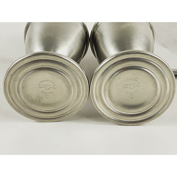 International Pewter Salt & Pepper Shakers 4 3/4" Glass Lined Eagle Mark x2 - Picture 13 of 16